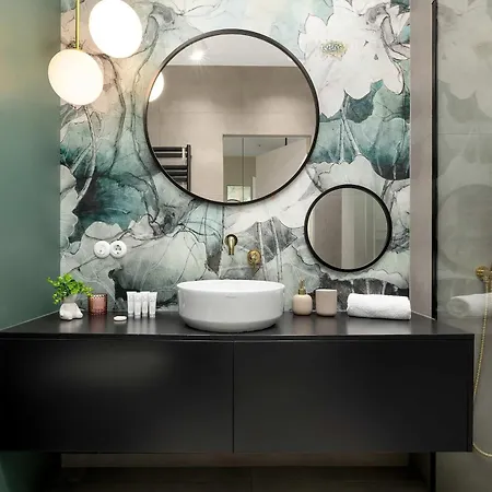 Апартаменты Atmospheric With Ideal Location In Cracow By Renters Краков