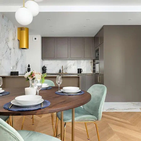 Atmospheric With Ideal Location In Cracow By Renters Краков