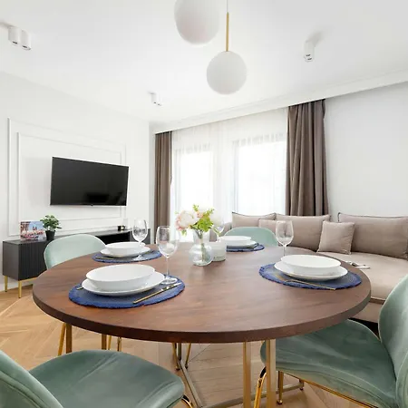 Atmospheric With Ideal Location In Cracow By Renters