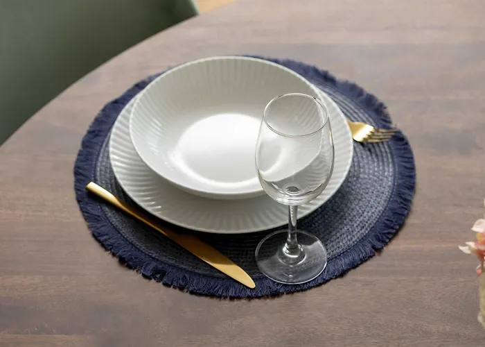 Atmospheric With Ideal Location In Cracow By Renters * Krakow